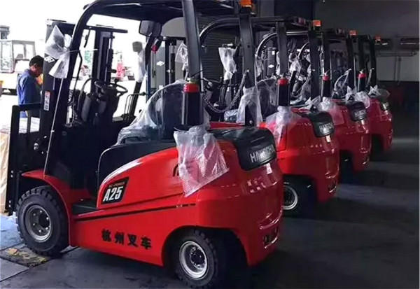 A系列電動(dòng)叉車 A系列電動(dòng)叉車
