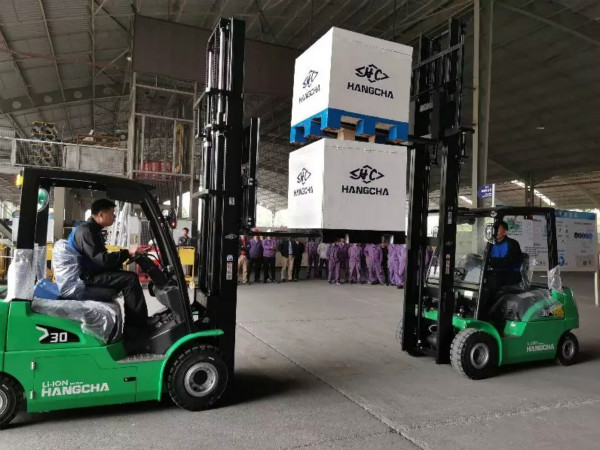 叉車出租，就選杭叉！全型號(hào)叉車租賃，價(jià)格合理！